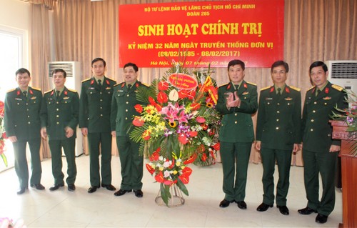 sinh hoat phong chinh tri 2