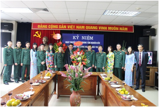 ky niem ngay truyen thong trung tam 3