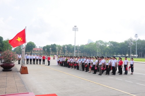 doan hien mau ha nam 2017 1