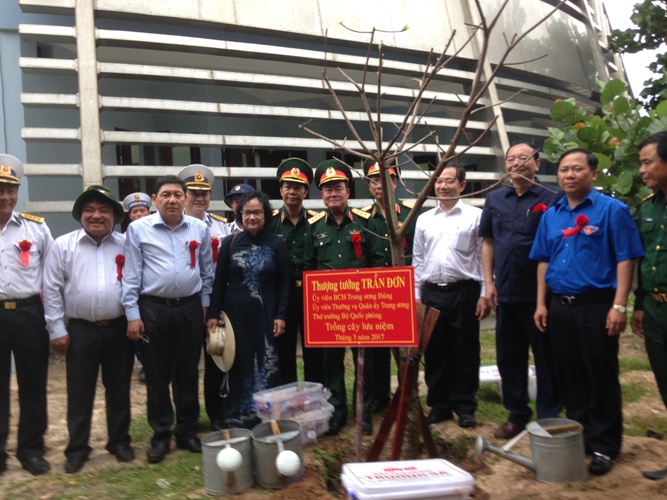 cam nghi truong sa 2017