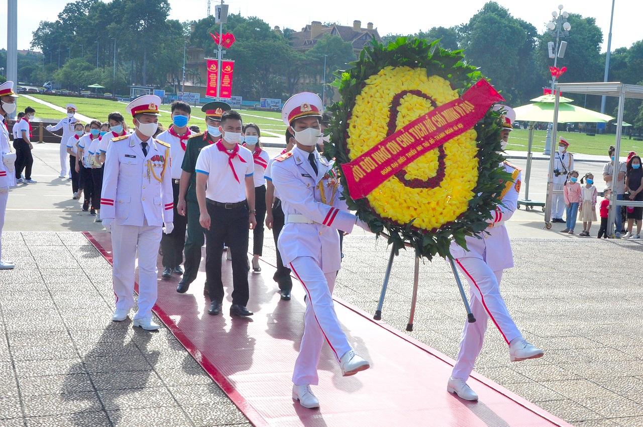 chau ngoan Bac Ho Ha Noi 2020 1