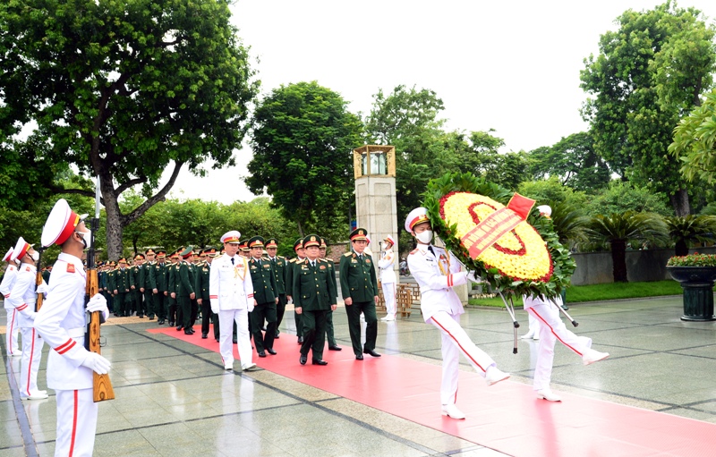 DH Dang bo quan doi 1