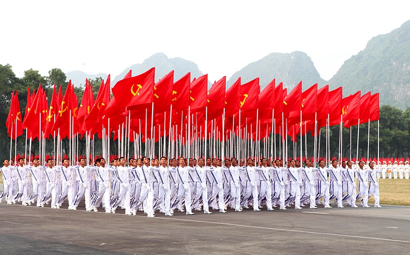 ban linh chinh tri vung vang