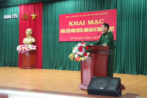 khai mac huan luyen 1