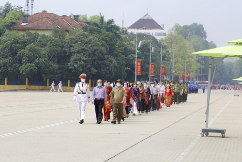 sinh nhat bac 2