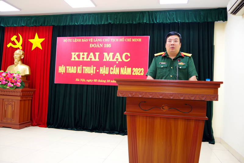 khai mac hoi thao 1