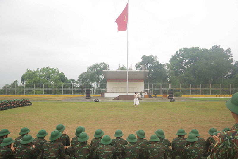 van nghe thao truong 3