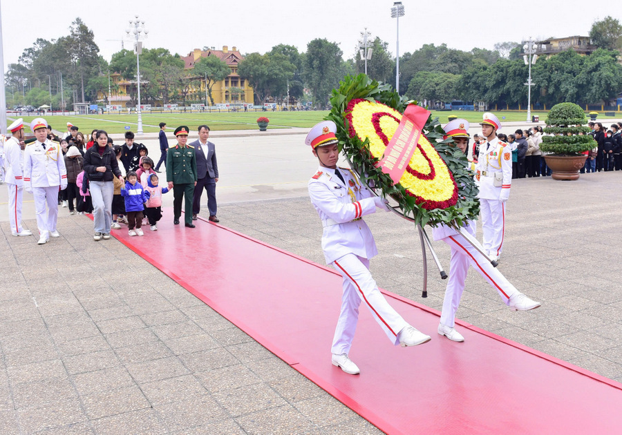 tang qua lang nu 1