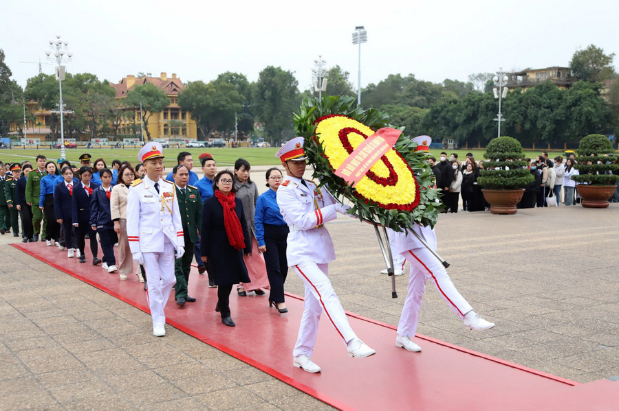 hoan kiem 2