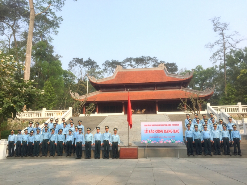 phong khong khong quan