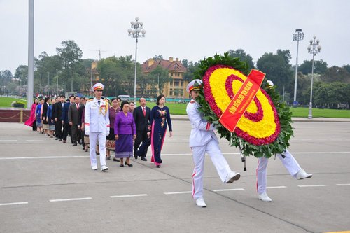 uy ban quoc hoi lao 2018 1