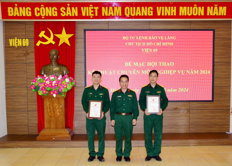 hoi thao vien 69 3