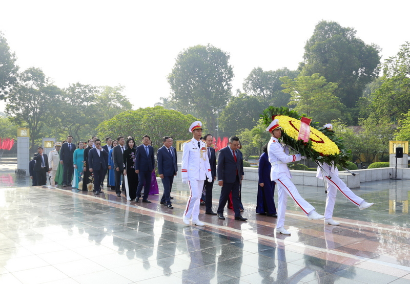 ha noi dai tuong niem 1