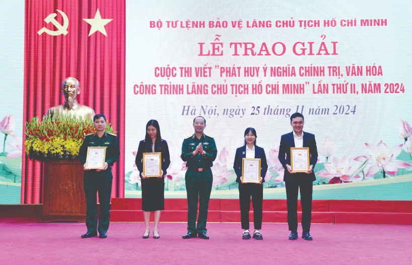 trao giai thi viet 2024 5