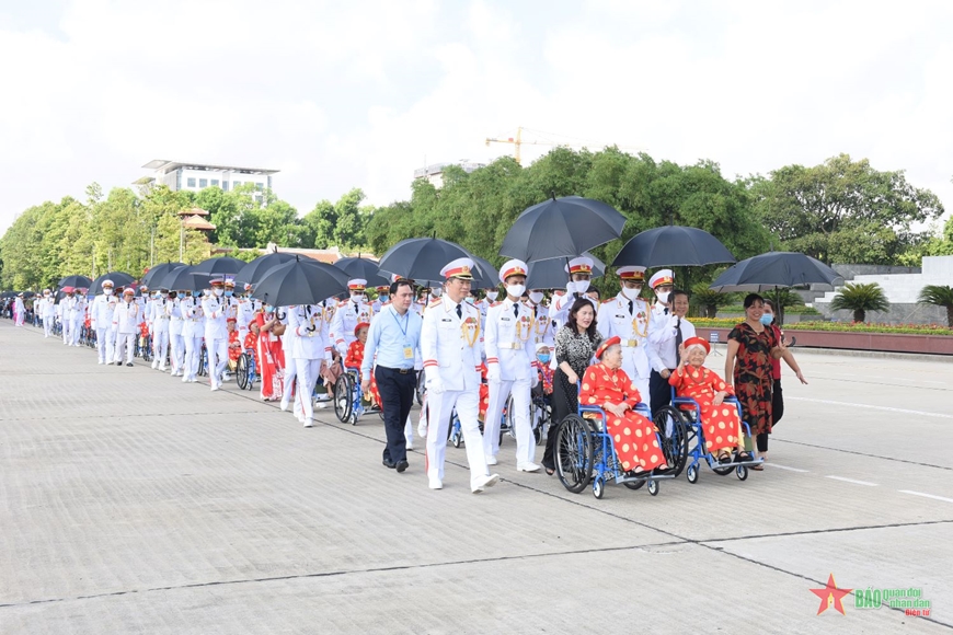 phung su bang ca trai tim 2