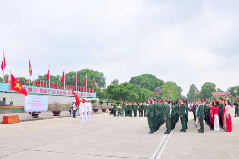 bo doi chinh tri 1