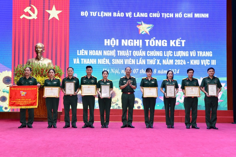 lien hoan tt hung tang