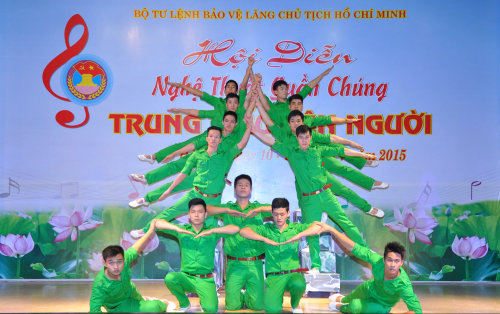 40-nam-truyen-thong-doan-195-4