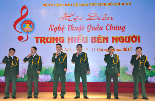 hoi-dien-van-nghe-quan-chung-bo-tu-lenh-2015-13