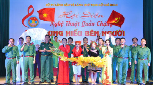 hoi-dien-van-nghe-quan-chung-bo-tu-lenh-2015-5