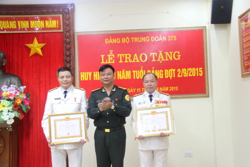 375-30-nam-tuoi-dang-1