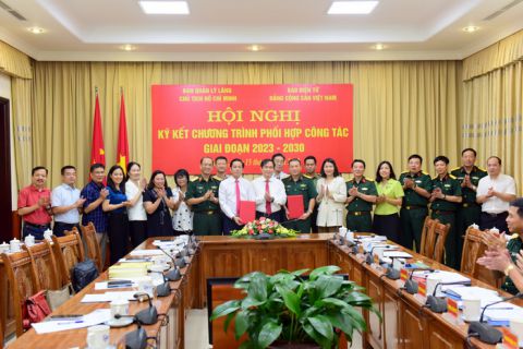 Hội nghị ký kết phối hợp công tác giữa Ban Quản lý Lăng Chủ tịch Hồ Chí Minh và Báo điện tử Đảng Cộng sản Việt Nam