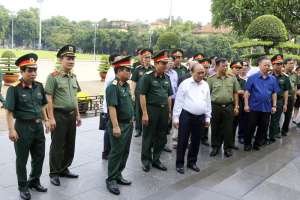 Thủ tướng Chính phủ Nguyễn Xuân Phúc kiểm tra kết quả thực hiện nhiệm vụ 6 tháng đầu năm và kết quả tu bổ định kỳ Công trình Lăng Chủ tịch Hồ Chí Minh năm 2018