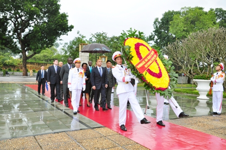 hai ti tương dai